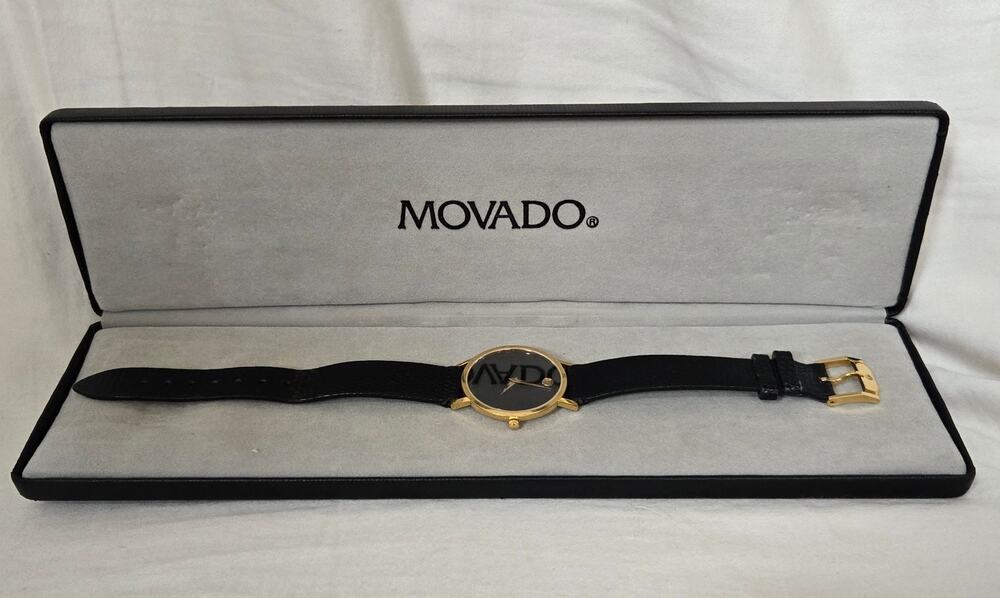 Vtg Movado Museum Watch Black 87-33-882 Original Box Original Band New Battery